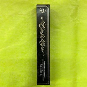 KVD EVERLASTING HYPERLIGHT LIQUID LIPSTICK Queen of Poisons